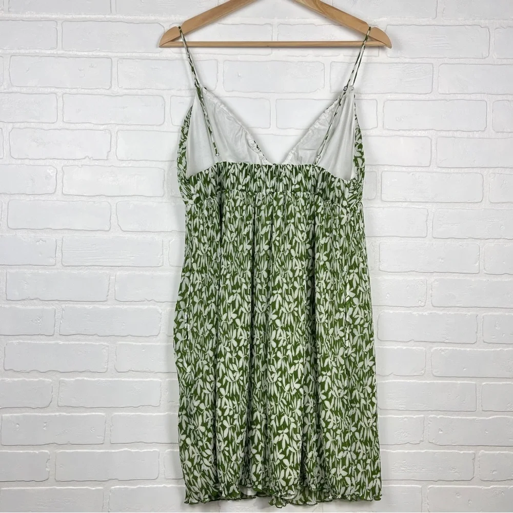 Abercrombie & Fitch Mini babydoll dress green white floral medium Tall - Picture 3 of 13